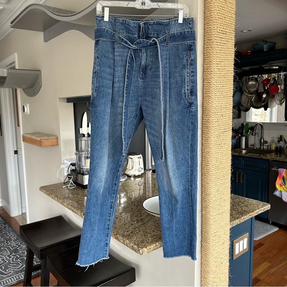 DL1961 SUSIE Paper Bag High Rise Tapered Jeans in “Aberdeen”